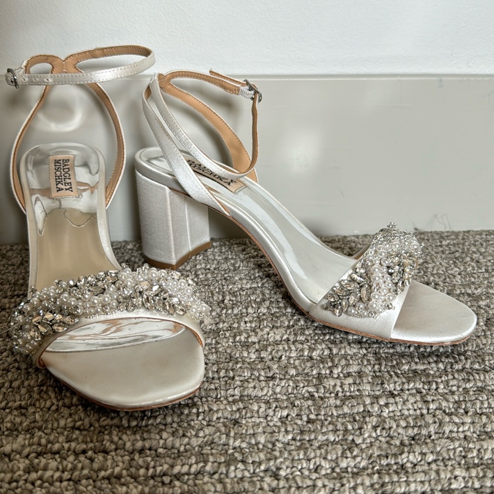 Badgley Mishka, Clara Embellished Sandal, Size 8, Color: Soft White Satin
